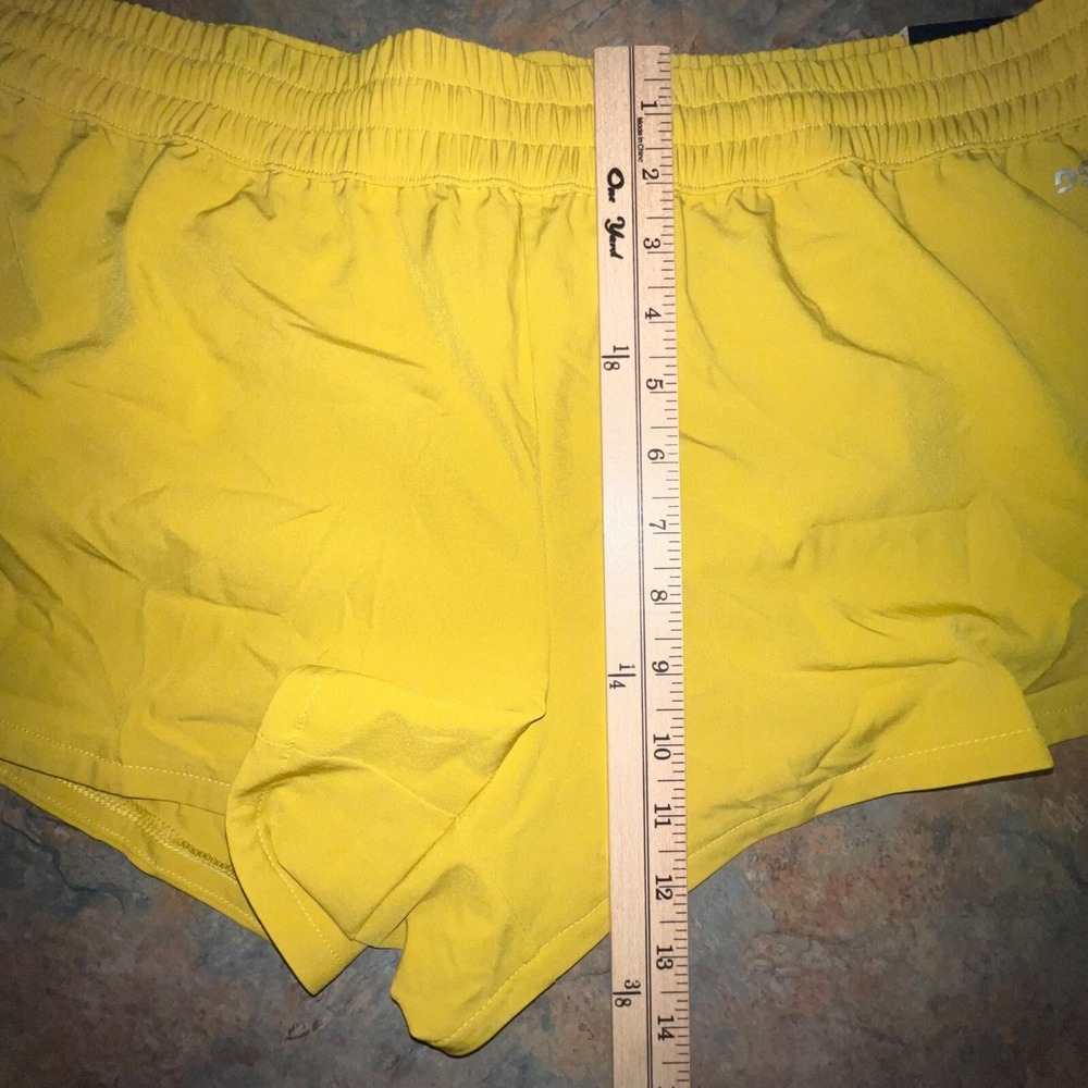 DSG Womens Large Mid Rise Stride Run Short, Grounded Yellow - Picture 7 of 8